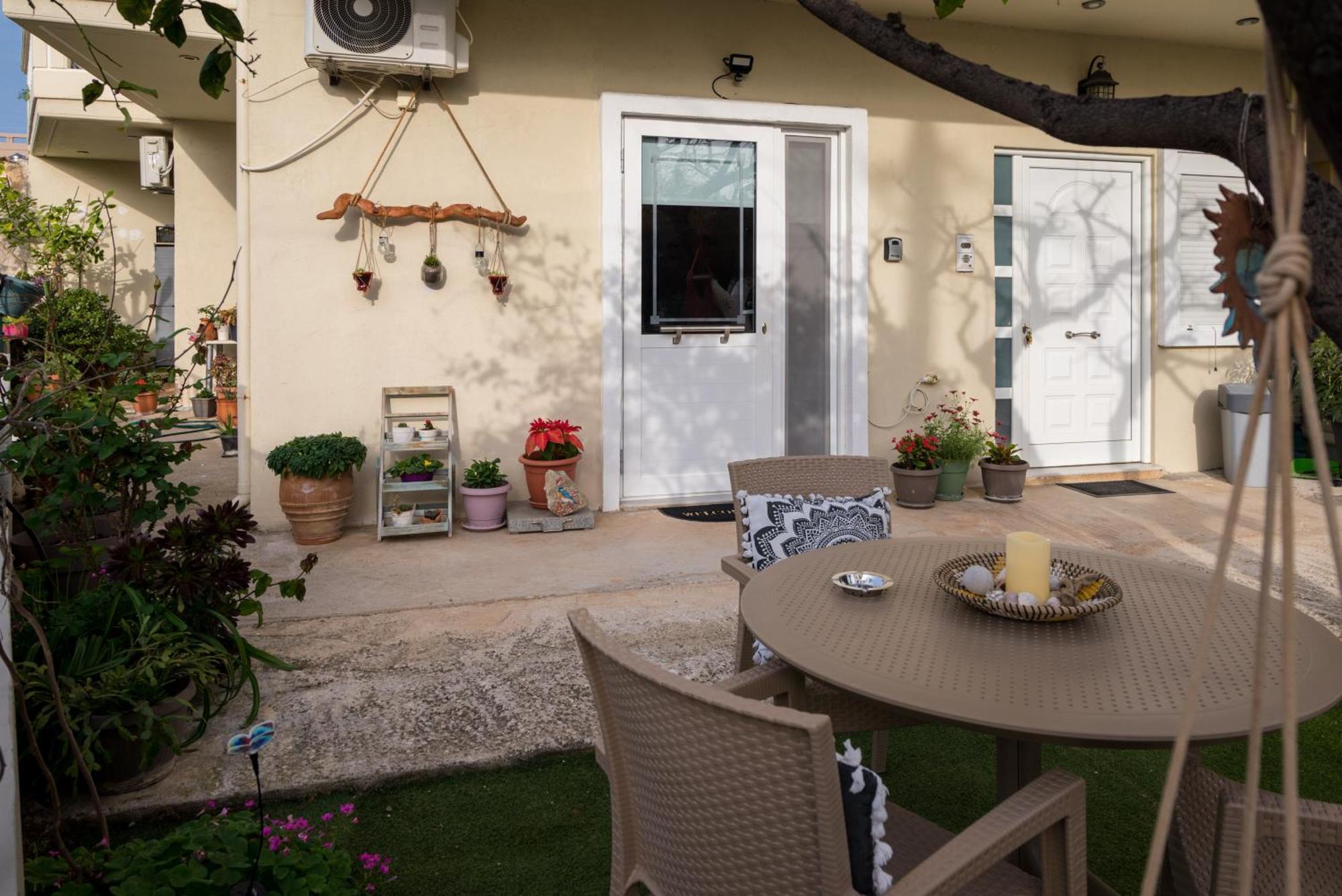 The Prickly Pear Apartment Ханья Экстерьер фото